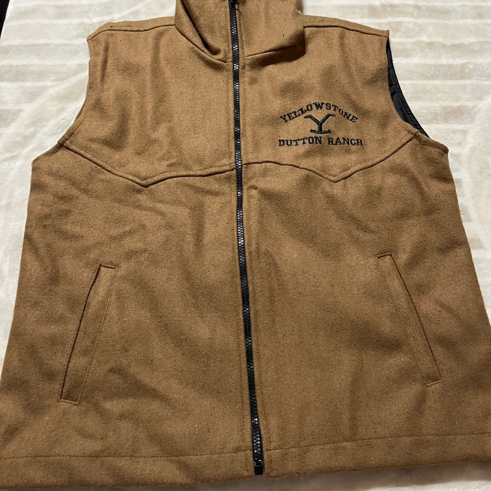 Yellow Stone Dutton Ranch Vest Men's Brown Small